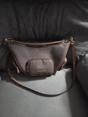 Michael Kors Crossbody